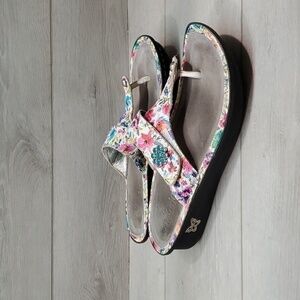 Alegria Women CAR-139C Thong Floral Wedge Sandals shoes sz 41/10.5-11